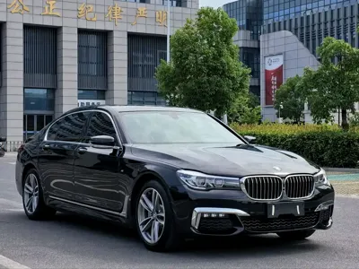 BMW 7 Series 2018, 120000 км, за 26191.37 USD
