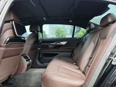 BMW 7 Series 2018, 120000 км, за 26191.37 USD - фото 6