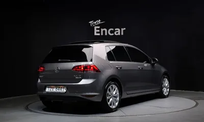 Volkswagen Golf 2015, 121992 км, за 5135.54 USD