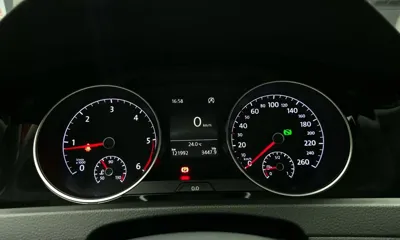 Volkswagen Golf 2015, 121992 км, за 5135.54 USD - фото 8