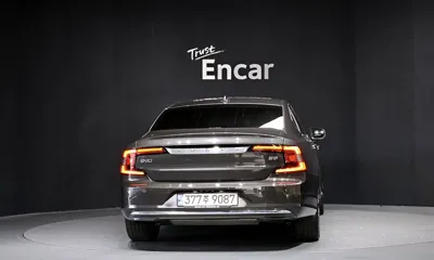 Volvo S90 2021, 145849 км, за 15130.49 USD