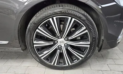 Volvo S90 2021, 145849 км, за 15130.49 USD