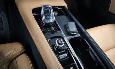 Volvo S90 2021, 145849 км, за 15130.49 USD - фото 9