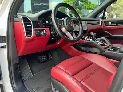 Porsche Cayenne 2022, 28800 км, за 80017.66 USD