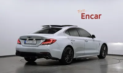Genesis G70 2018, 103953 км, за 10207.43 USD