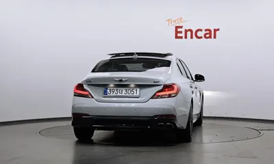 Genesis G70 2018, 103953 км, за 10207.43 USD