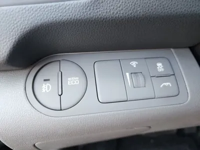 Hyundai Starex 2019, 157900 км, за 7800.11 USD - фото 13