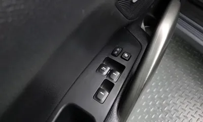 Hyundai Veloster 2017, 80553 км, за 5219.69 USD - фото 17