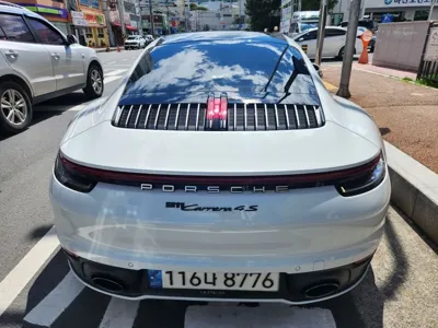 Porsche 911 2022, 33928 км, за 100760.54 USD
