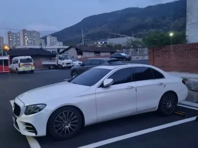 Mercedes-Benz E-Class 2017, 134500 км, за 11093.61 USD