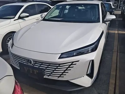 Changan Eado 2026, 500 км, за 8239.98 USD