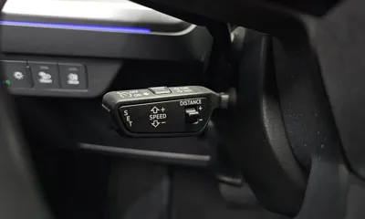 Audi Q4 e-tron 2023, 18166 км, за 27563.35 USD - фото 17