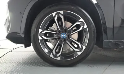 BMW iX1 2024, 7512 км, за 33477.75 USD