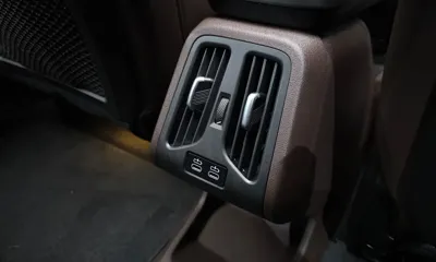 BMW iX1 2024, 7512 км, за 33477.75 USD - фото 31