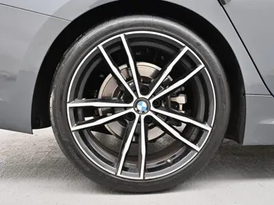 BMW 3-Series 2021, 60880 км, за 19177.01 USD