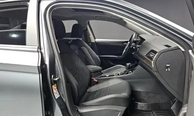 Volkswagen Jetta 2021, 43868 км, за 19478.84 USD - фото 26