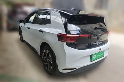Volkswagen ID.3 2023, 13300 км, за 14975 USD