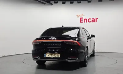 Hyundai Grandeur 2022, 57944 км, за 16393.46 USD