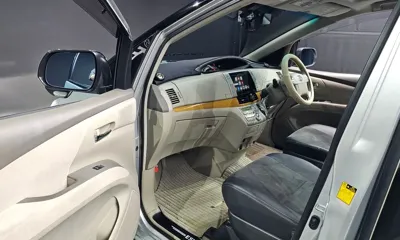 Toyota Estima 2006, 154506 км, за 8861.76 USD - фото 11