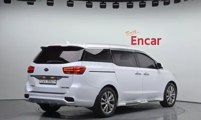 Kia Canival 2019, 235143 км, за 6695.7 USD