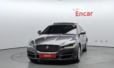Jaguar XE 2016, 74741 км, за 5176.99 USD