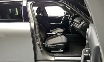 MINI Clubman 2018, 148279 км, за 3957.71 USD - фото 10