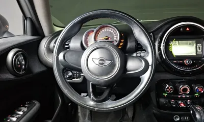 MINI Clubman 2018, 148279 км, за 3957.71 USD - фото 13