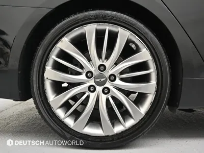 Genesis G80 2017, 111710 км, за 12344.79 USD