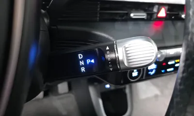Hyundai Ioniq5 2023, 105632 км, за 19528.55 USD - фото 9