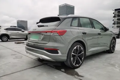 Audi Q4 e-tron 2022, 37700 км, за 19843 USD - фото 4
