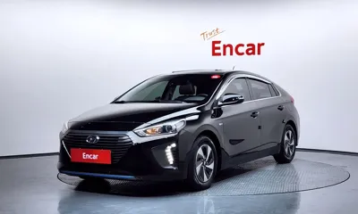 Hyundai Ioniq · 2017 год