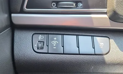 Hyundai Avante 2016, 179019 км, за 4296.67 USD - фото 15