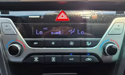 Hyundai Avante 2016, 179019 км, за 4296.67 USD - фото 18