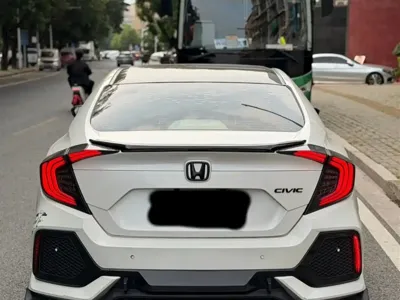 Honda Civic 2019, 80000 км, за 8799.12 USD - фото 7