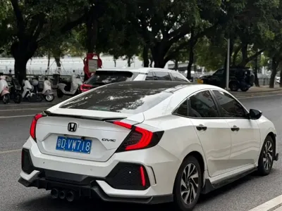 Honda Civic 2019, 80000 км, за 8799.12 USD - фото 9
