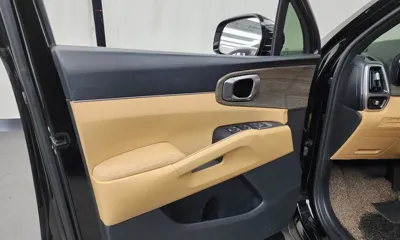 Kia Sorento 2023, 34168 км, за 17516.44 USD - фото 24