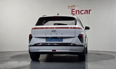 Hyundai Kona 2023, 67354 км, за 18178.23 USD