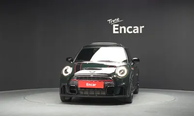 MINI Cooper 2022, 23322 км, за 20130.3 USD