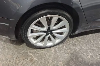 Tesla Model 3 2019, 91800 км, за 17575 USD - фото 11