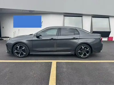 Lynk & Co 03 2023, 30000 км, за 10137.17 USD