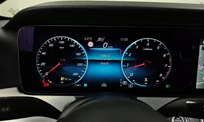 Mercedes-Benz E-Class 2021, 96478 км, за 21737.69 USD - фото 8