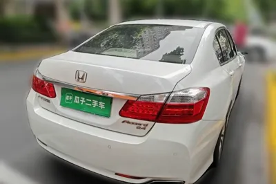 Honda Accord 2015, 56000 км, за 8594 USD - фото 6
