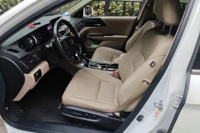 Honda Accord 2015, 56000 км, за 8594 USD - фото 15