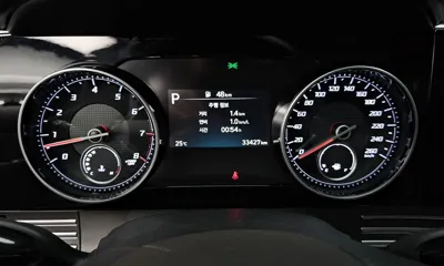 Hyundai Grandeur 2022, 33427 км, за 13848.46 USD - фото 8