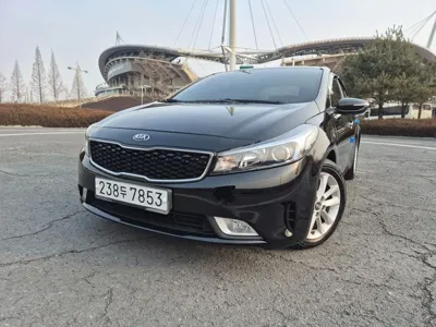 Kia K3 2016, 139780 км, за 3435.74 USD
