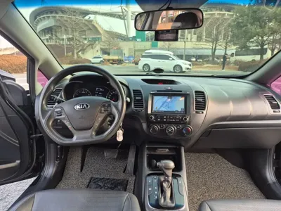 Kia K3 2016, 139780 км, за 3413.42 USD - фото 9