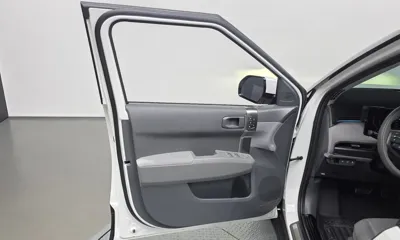 Kia EV3 2025, 30328 км, за 23767.65 USD - фото 24