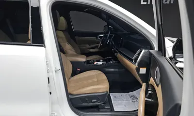 Kia Sorento 2024, 27828 км, за 26710.11 USD - фото 26