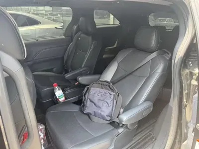 Toyota Granvia 2024, 18000 км, за 36491.35 USD