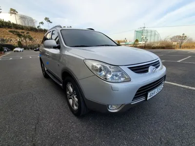 Hyundai Veracruz 2014, 89000 км, за 7793.5 USD